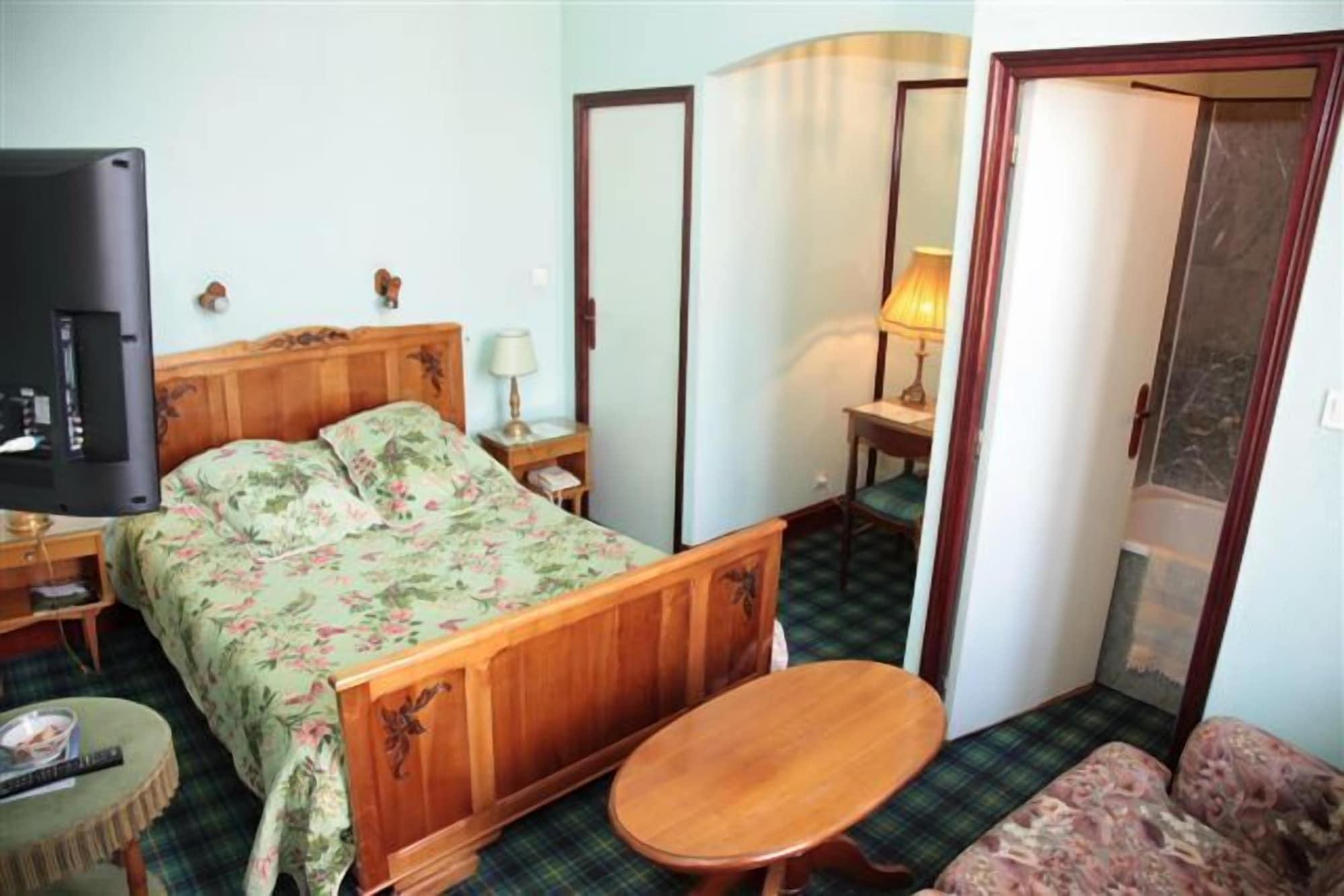 Cit'Hotel Marie Stuart Ла-Рош-сюр-Іон Екстер'єр фото