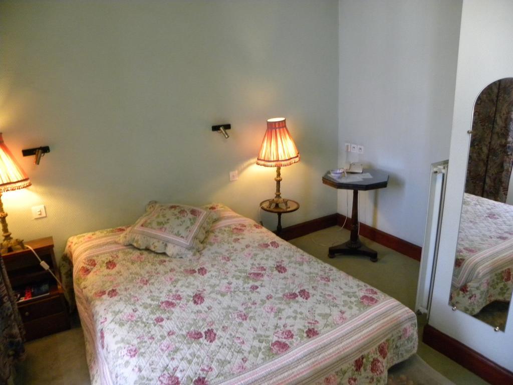 Cit'Hotel Marie Stuart Ла-Рош-сюр-Іон Екстер'єр фото